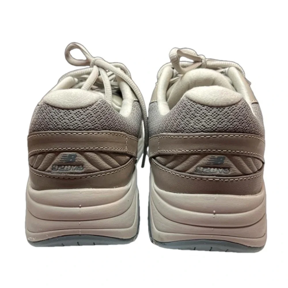 New Balance size 10